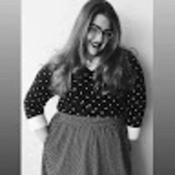 Meet your Posher, Kendra b - Picture 1 of 1